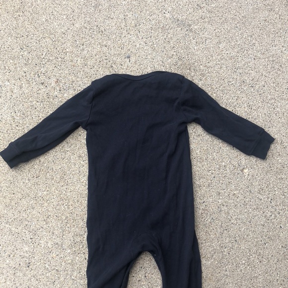 - Baby skeleton outfit 12 month - Picture 4 of 5